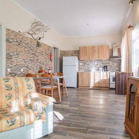 Stelios Stone House Sinarades Βίλα Κουραμάδες Εξωτερικό φωτογραφία