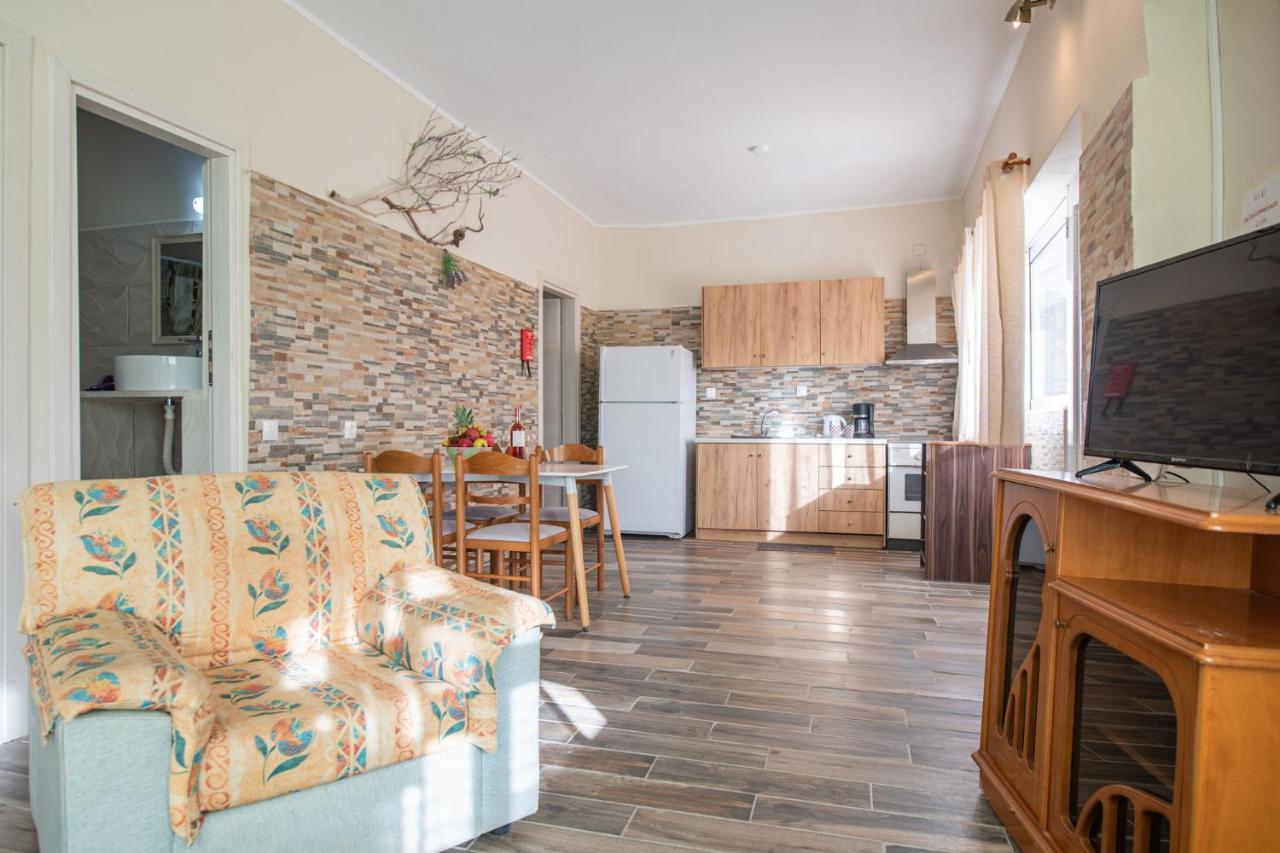 Stelios Stone House Sinarades Βίλα Κουραμάδες Εξωτερικό φωτογραφία