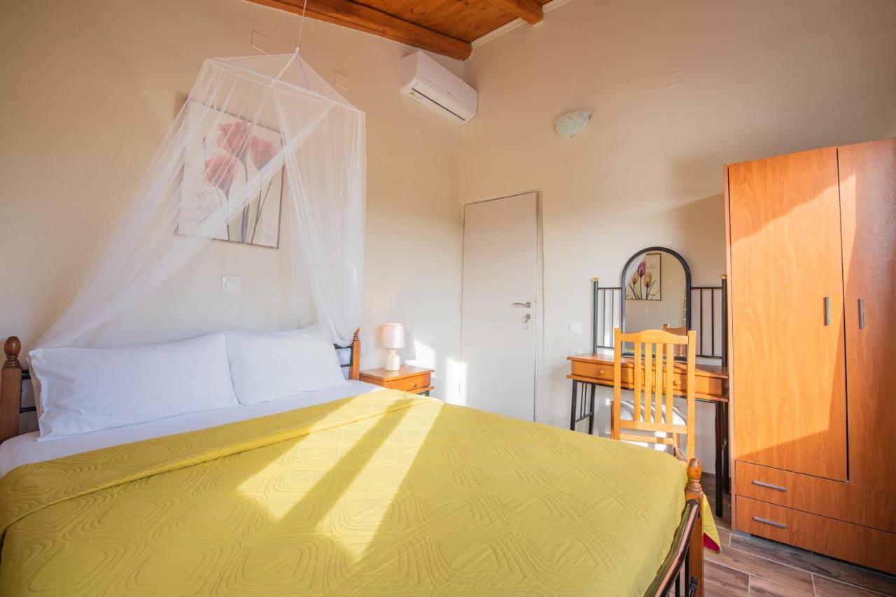 Stelios Stone House Sinarades Βίλα Κουραμάδες Εξωτερικό φωτογραφία